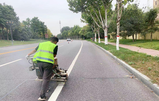 北京道路劃線,拆除清運,路基開挖,交通設(shè)施,北京軒溪谷商貿(mào)有限公司